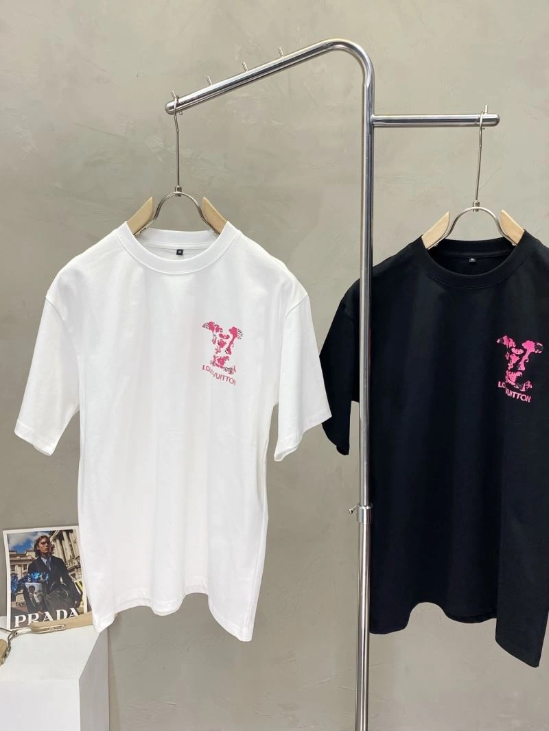 Original Louis Vuitton T-Shirts 134374