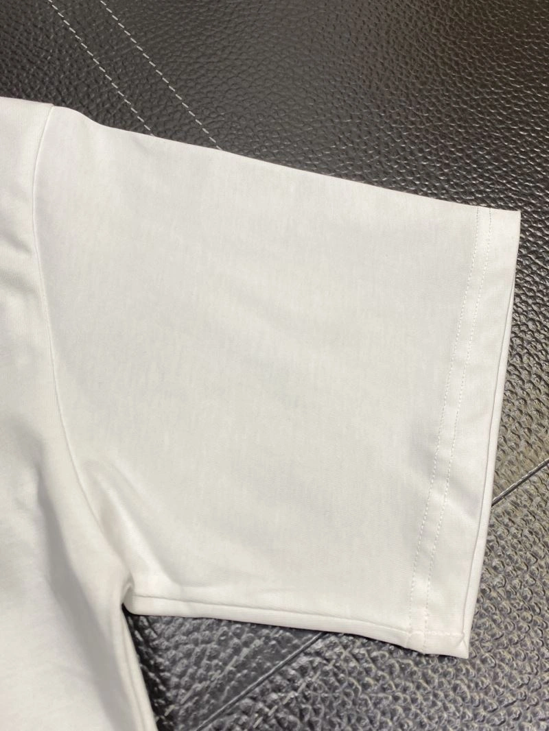 Original Louis Vuitton T-Shirts 134374