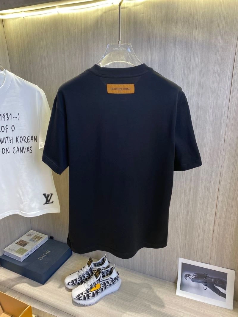 Louis Vuitton T-Shirts TimelessDesign 134369