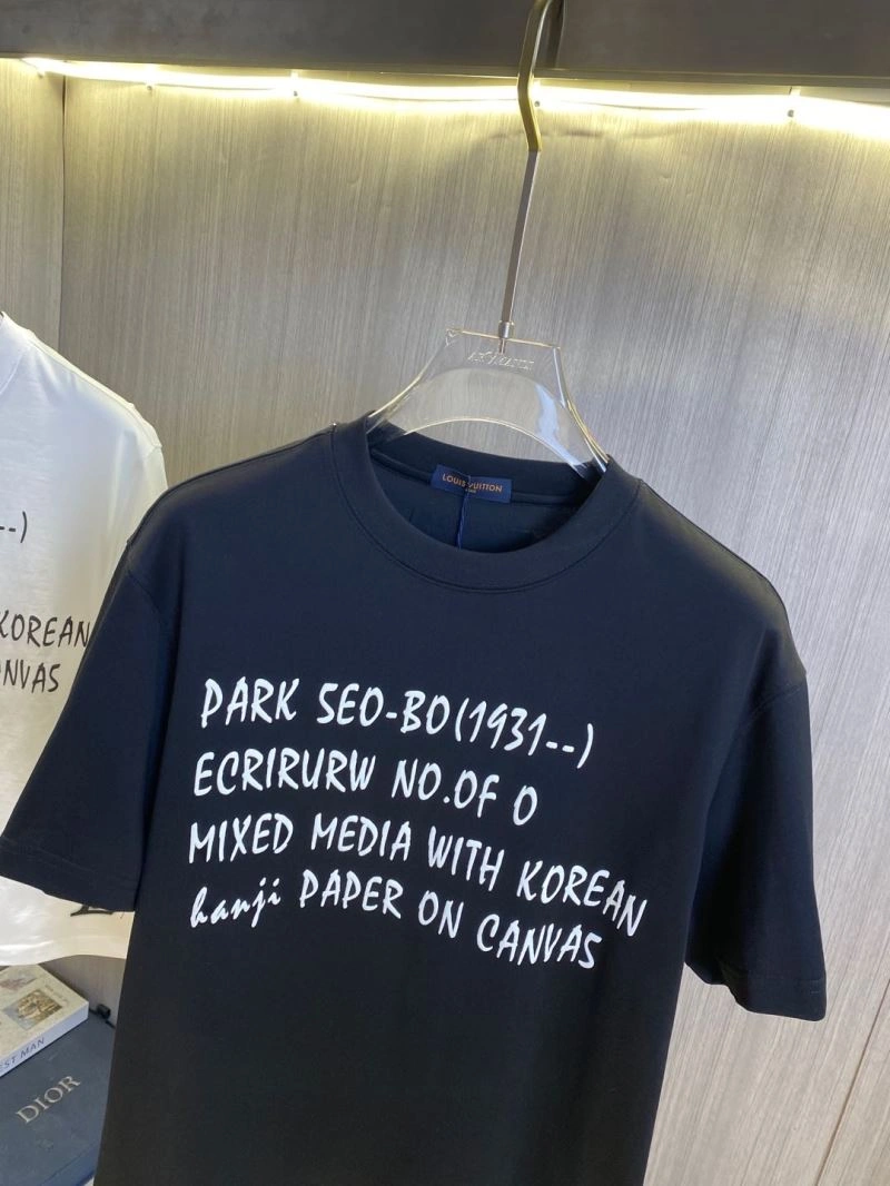 Louis Vuitton T-Shirts TimelessDesign 134369