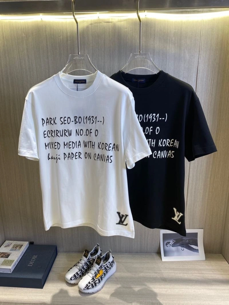 Louis Vuitton T-Shirts TimelessDesign 134369