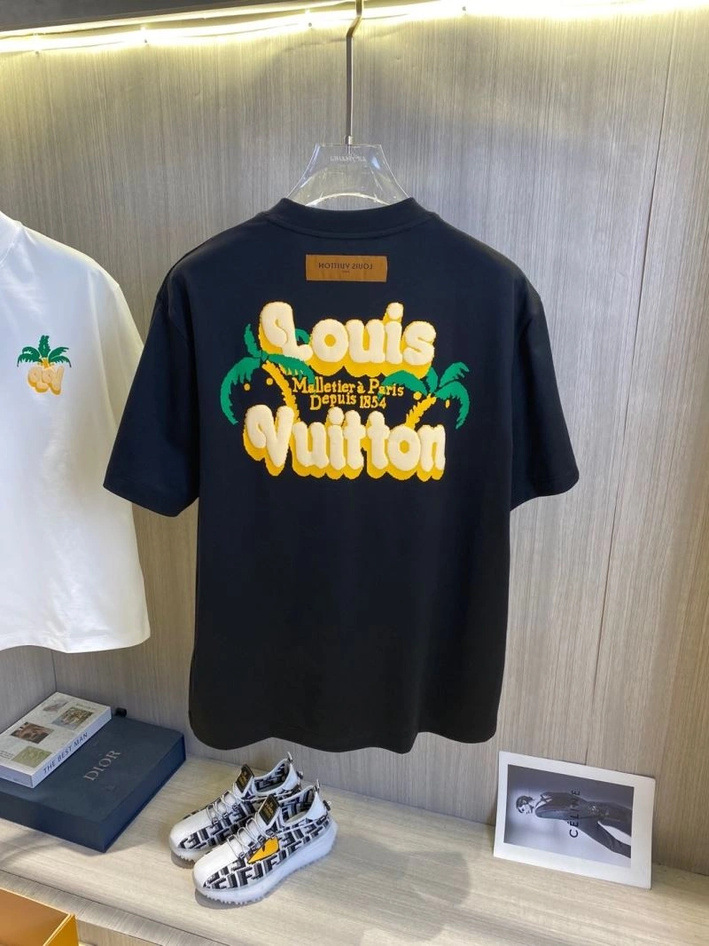 HighQuality Louis Vuitton T-Shirts 134368