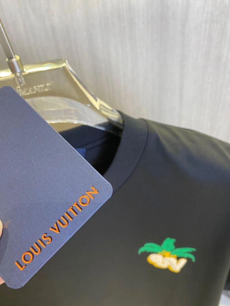 HighQuality Louis Vuitton T-Shirts 134368
