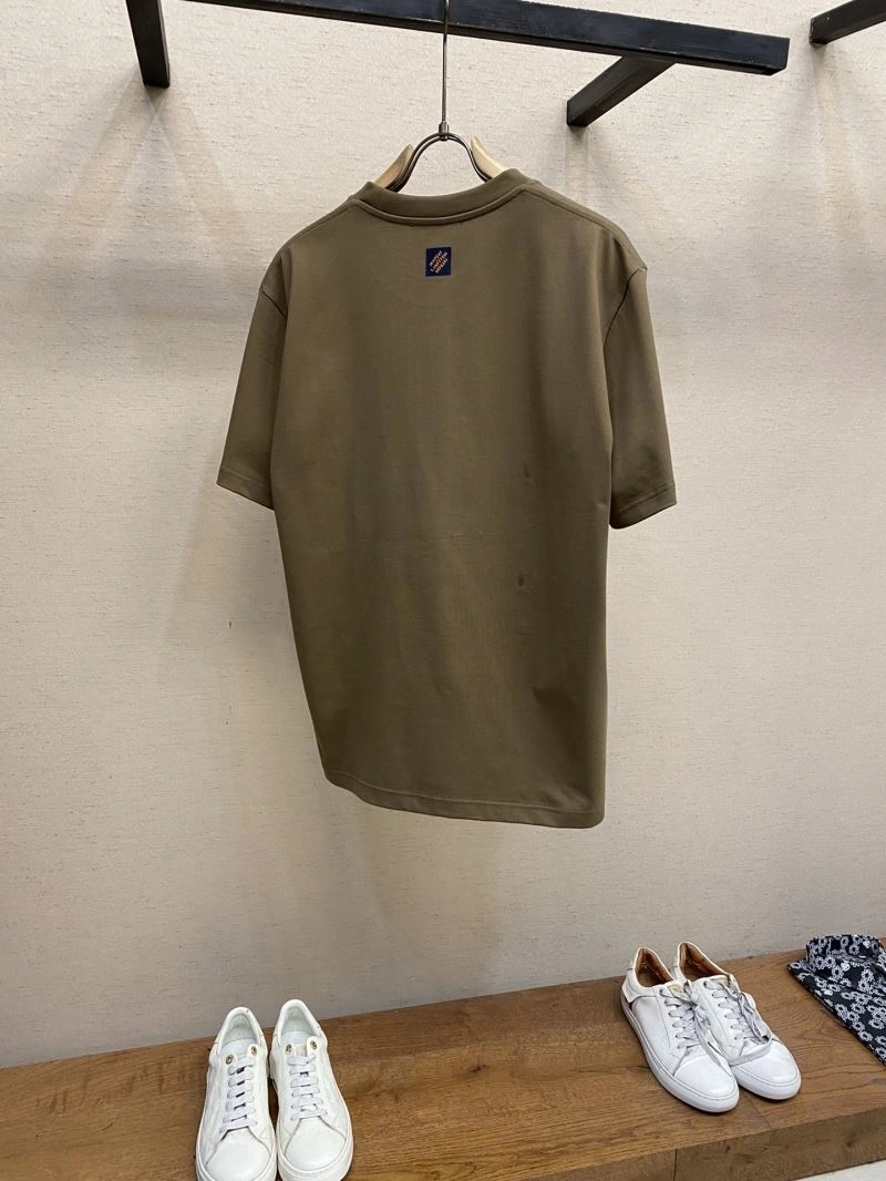 Louis Vuitton T-Shirts Comfortable 134360