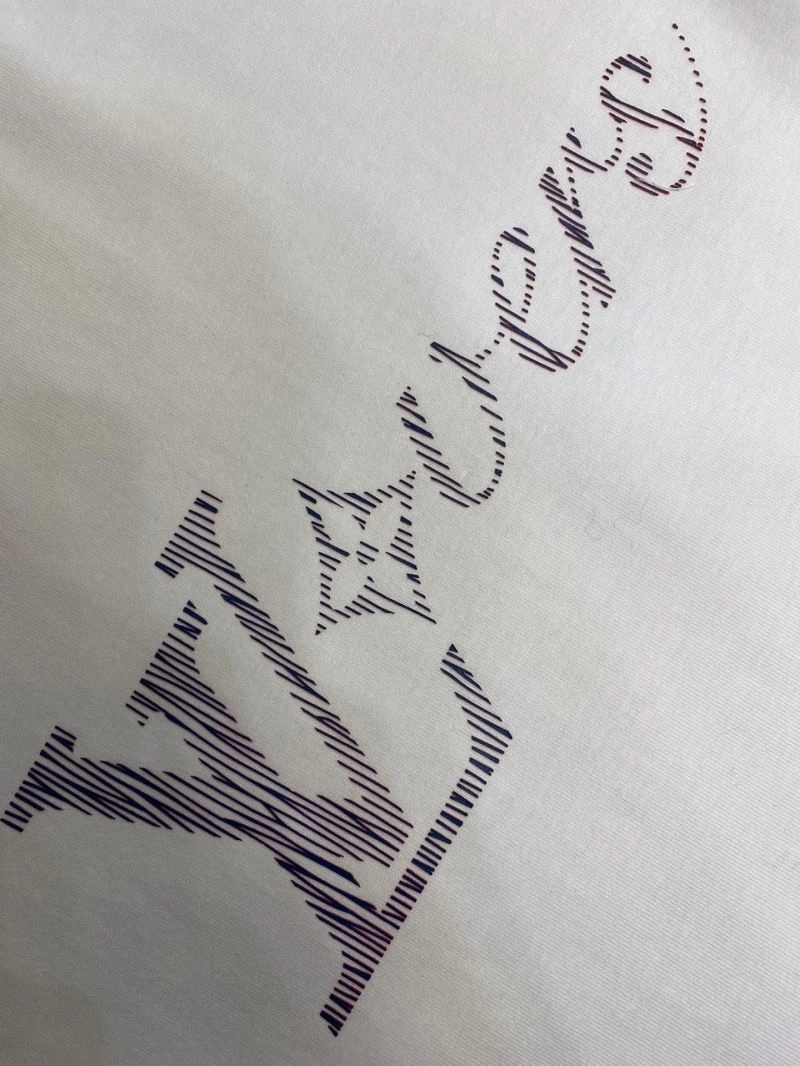Premium Louis Vuitton T-Shirts 134345