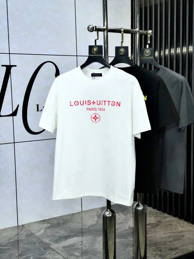 Original Louis Vuitton T-Shirts 134359