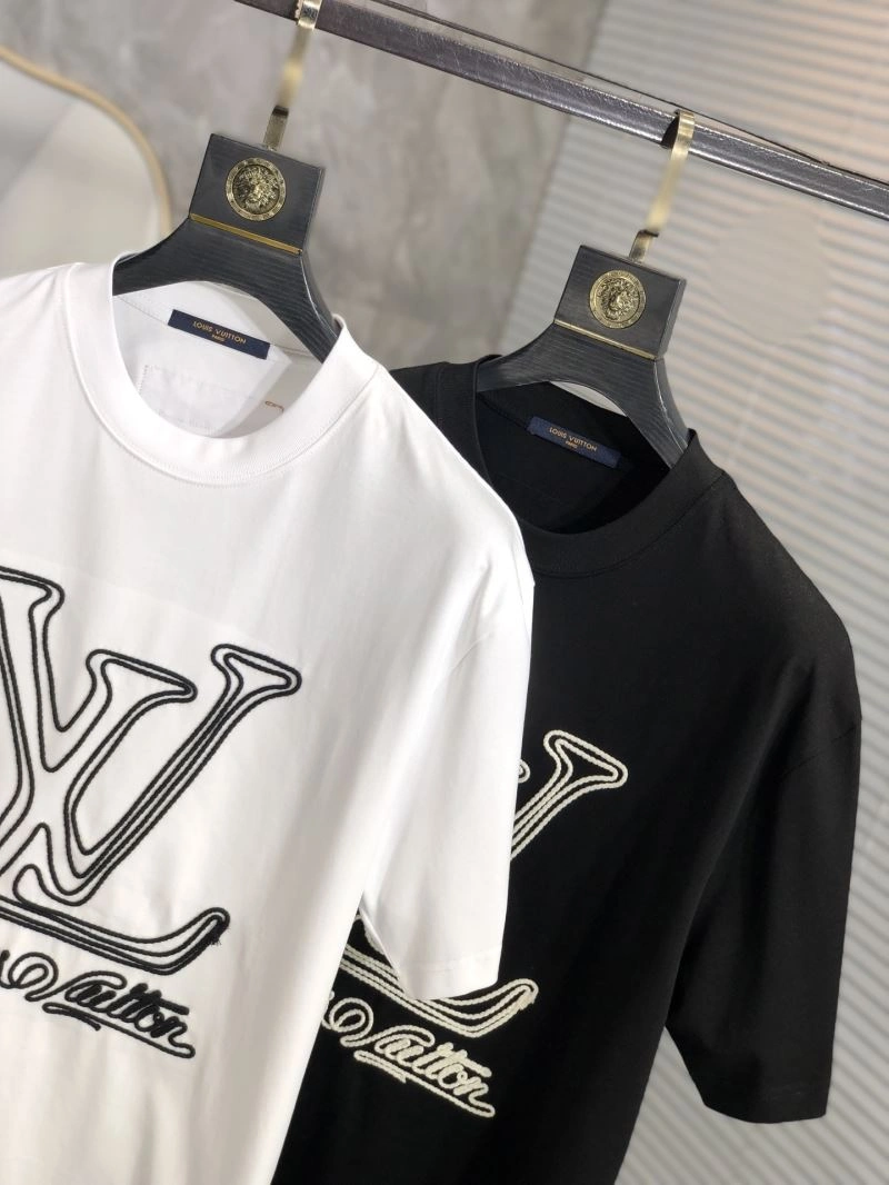 Louis Vuitton T-Shirts Sporty 134361