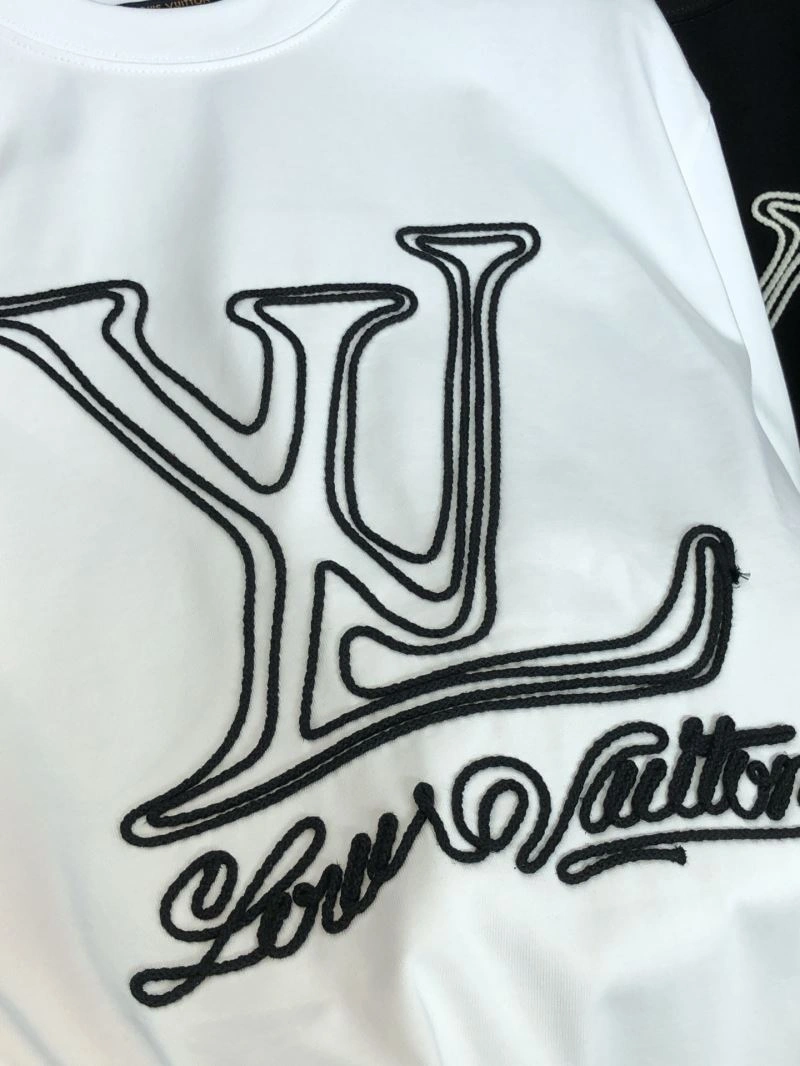 Louis Vuitton T-Shirts Sporty 134361