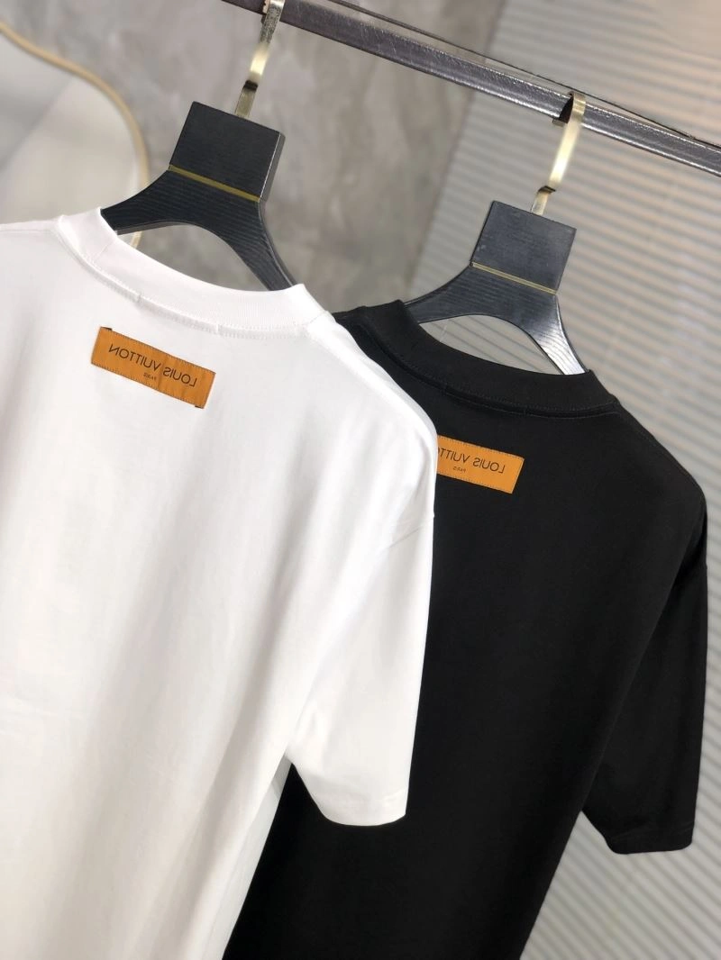 Louis Vuitton T-Shirts Sporty 134361