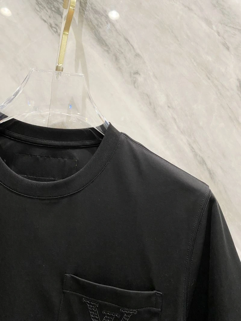 Louis Vuitton T-Shirts WaterResistant 134348