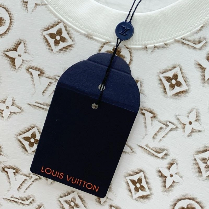 Louis Vuitton T-Shirts Effortless 134356