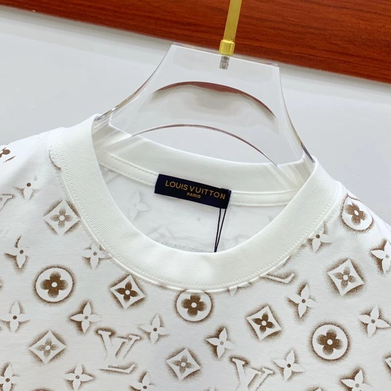 Louis Vuitton T-Shirts Effortless 134356