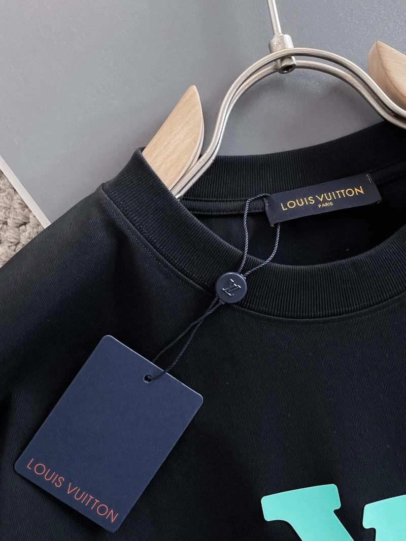 TravelReady Louis Vuitton T-Shirts 134342