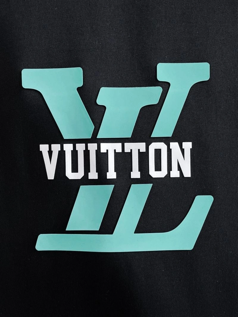 TravelReady Louis Vuitton T-Shirts 134342