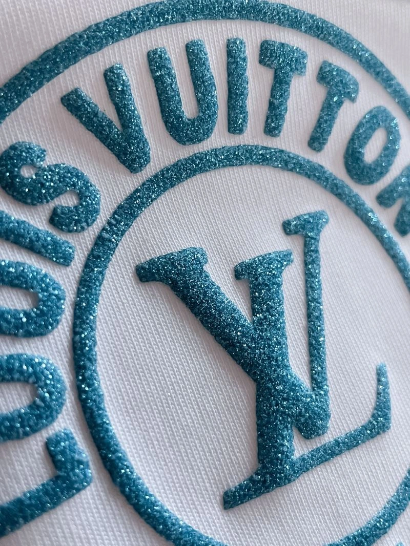 Louis Vuitton T-Shirts Lightweight 134334