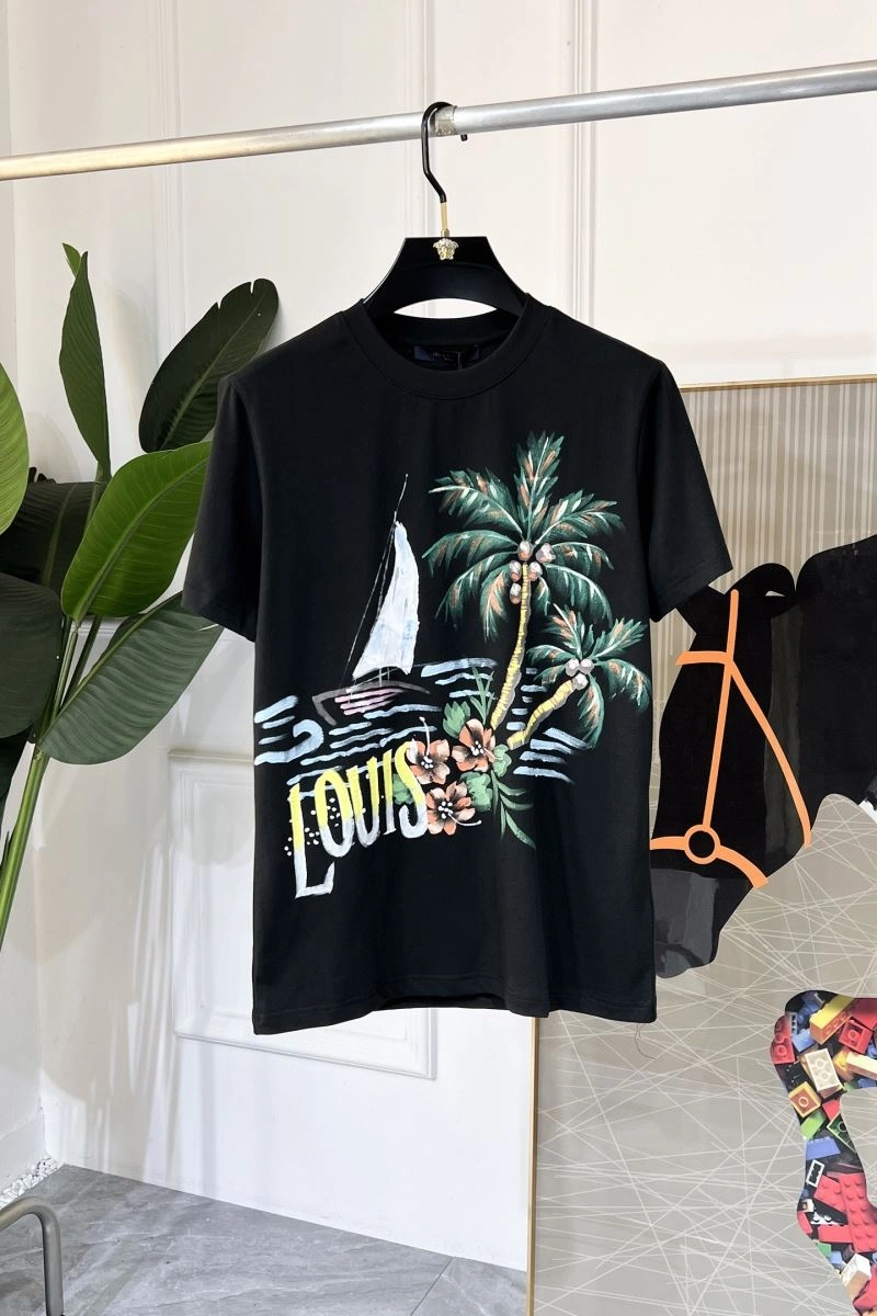 Louis Vuitton T-Shirts Sleek 134336