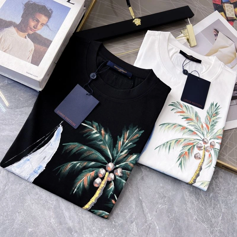 Louis Vuitton T-Shirts Sleek 134336