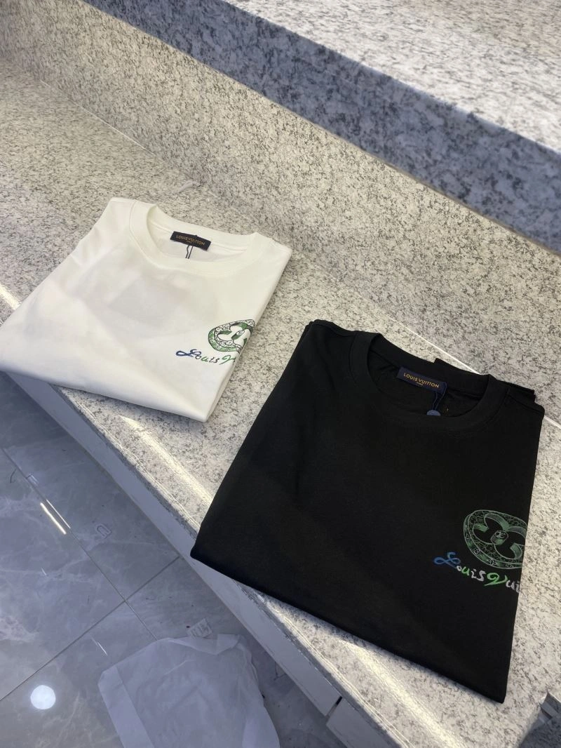 Louis Vuitton T-Shirts Lightweight 134338