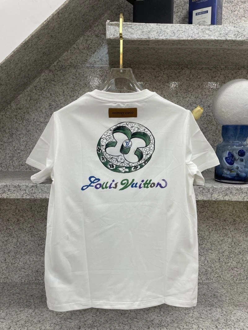 Louis Vuitton T-Shirts Lightweight 134338