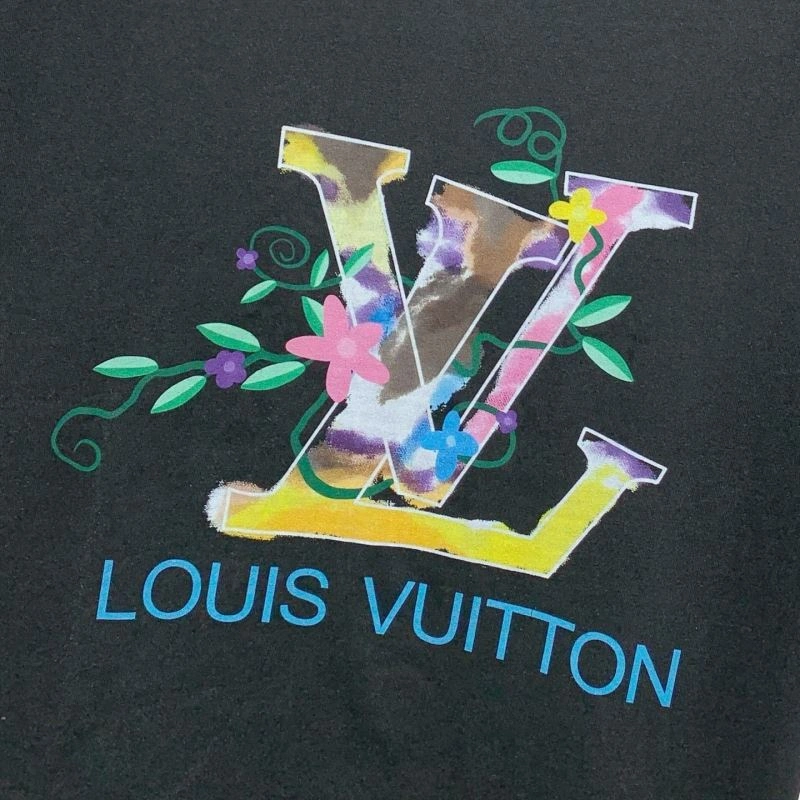 Vibrant Louis Vuitton T-Shirts 134332