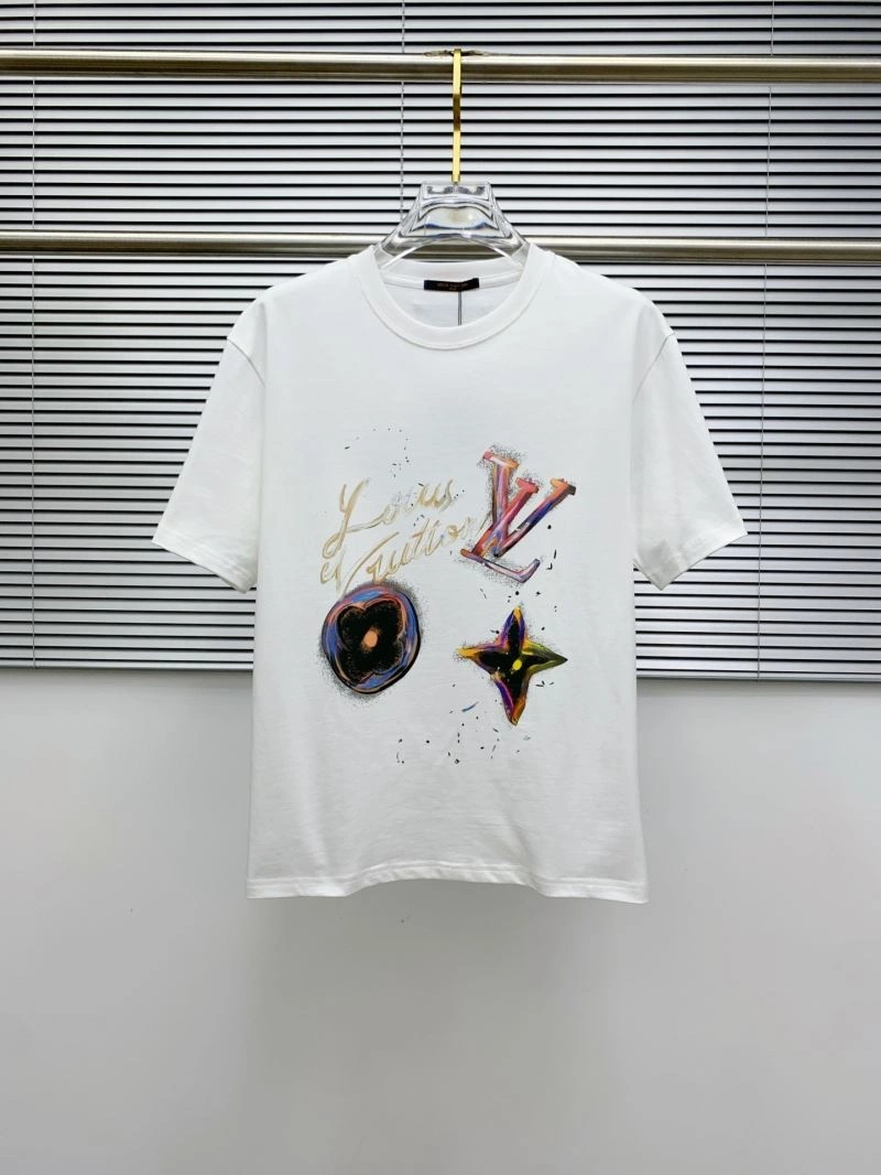 Sustainable Louis Vuitton T-Shirts 134331