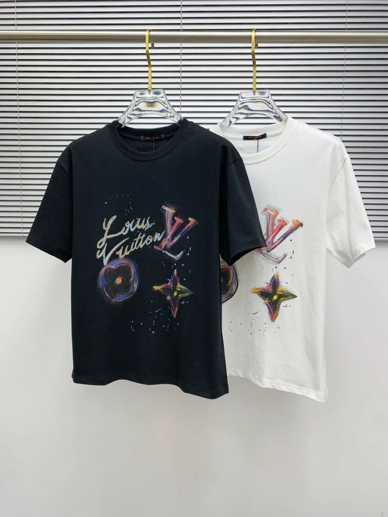 Sustainable Louis Vuitton T-Shirts 134331