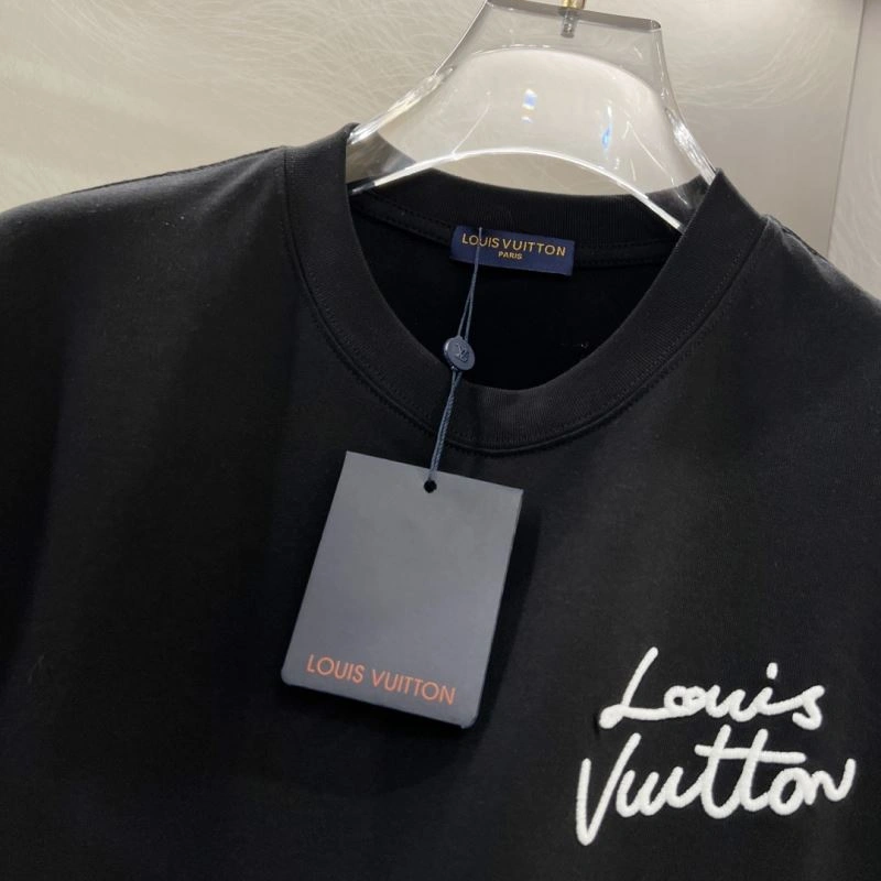 Louis Vuitton T-Shirts Upgraded 134327