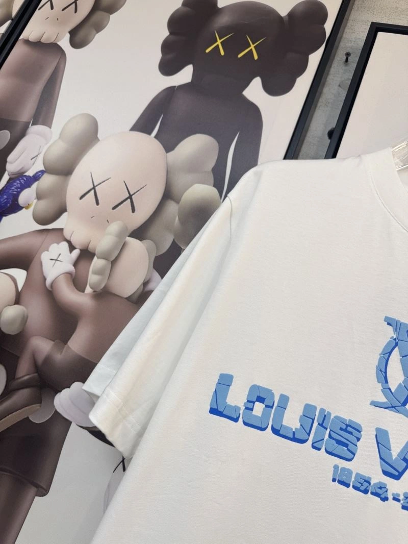 Louis Vuitton T-Shirts Classic 134310