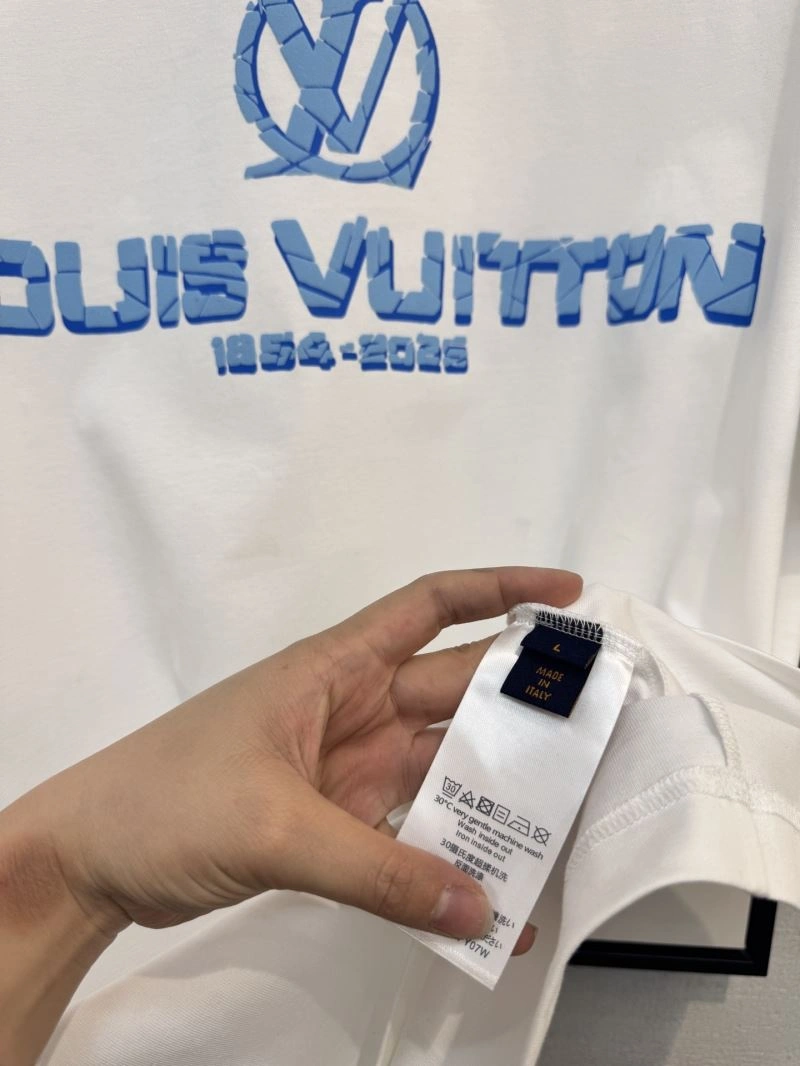 Louis Vuitton T-Shirts Classic 134310