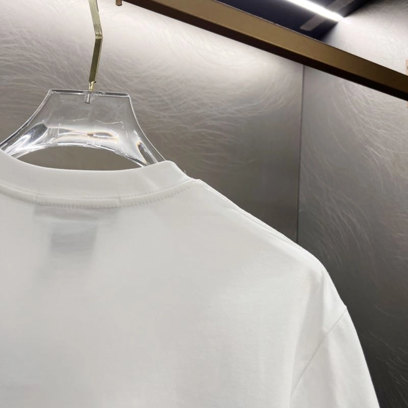 Classic Louis Vuitton T-Shirts 134324