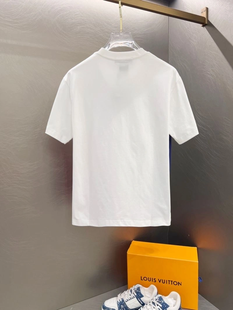 Classic Louis Vuitton T-Shirts 134324