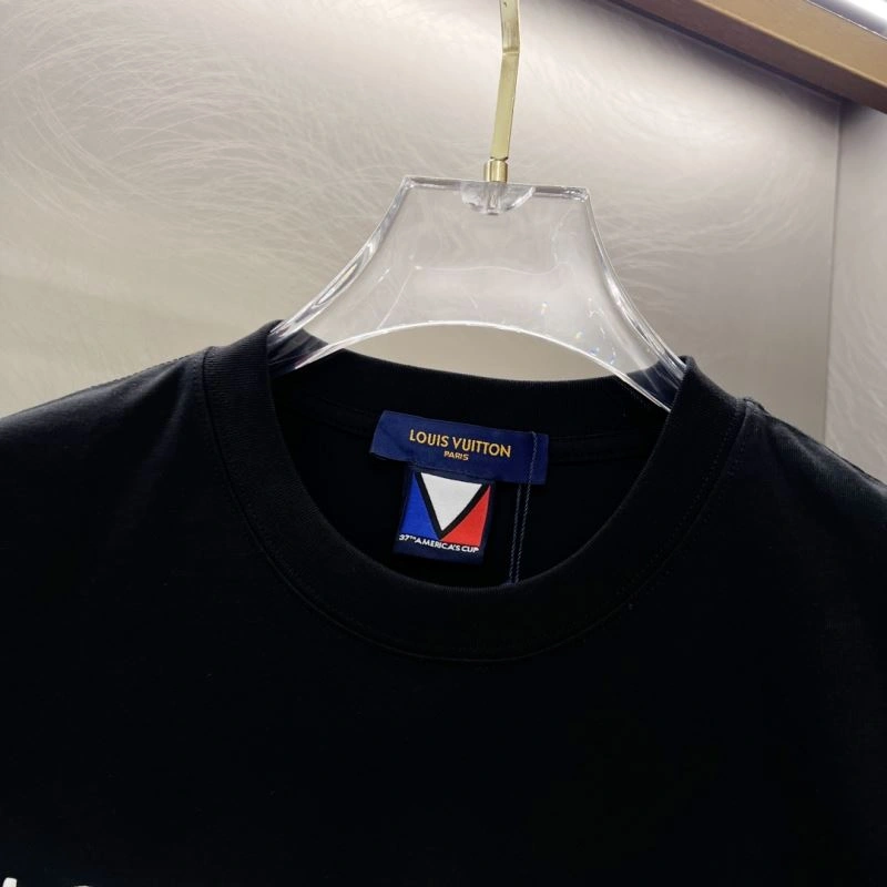 Louis Vuitton T-Shirts Practical 134319