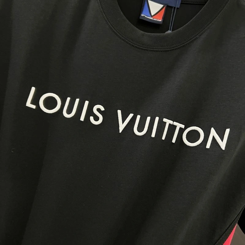 Louis Vuitton T-Shirts Practical 134319