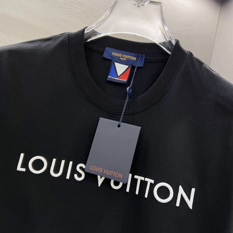Louis Vuitton T-Shirts Practical 134319
