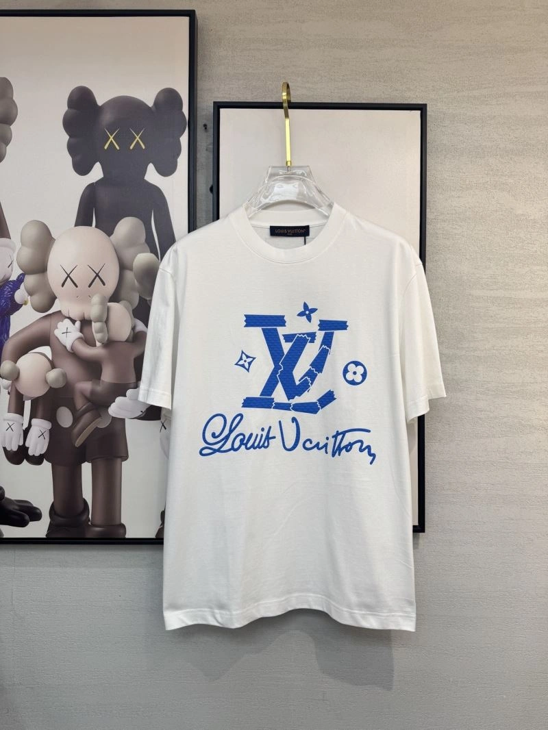 Bold Louis Vuitton T-Shirts 134304