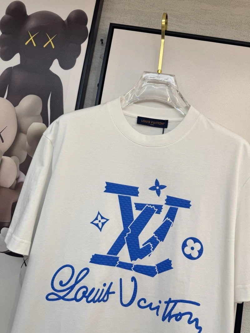 Bold Louis Vuitton T-Shirts 134304