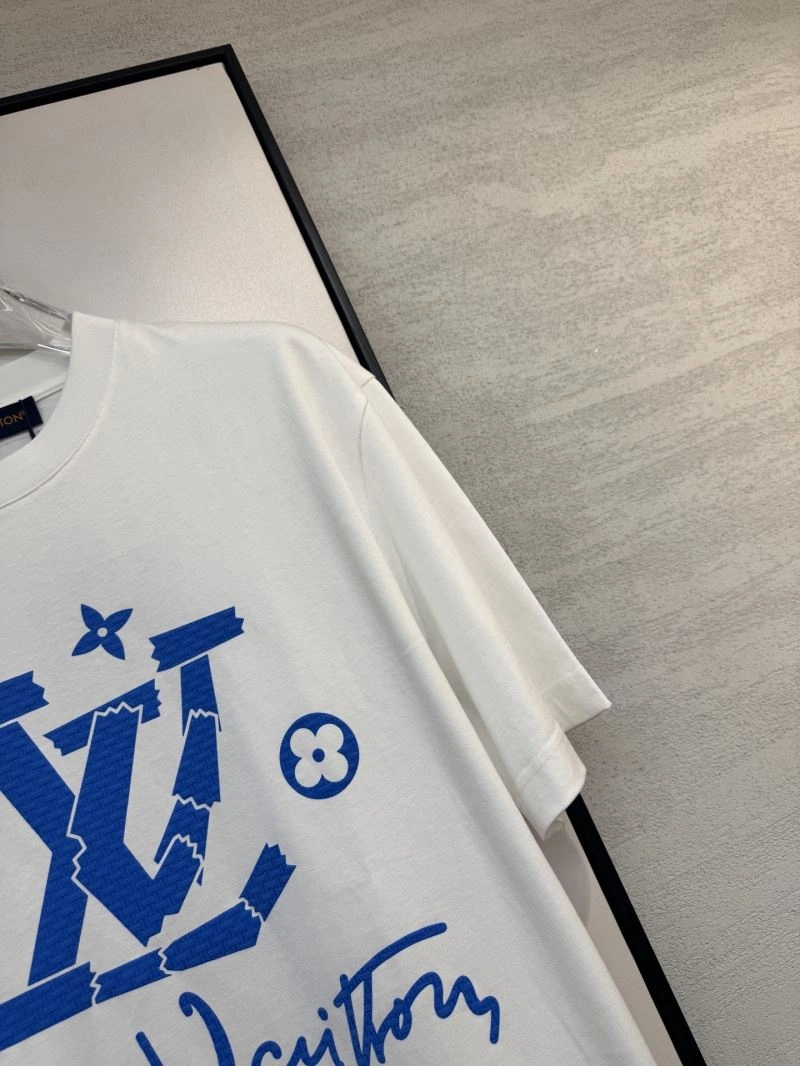 Bold Louis Vuitton T-Shirts 134304