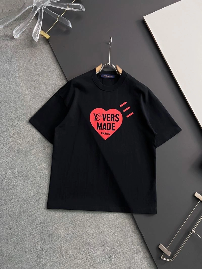 Louis Vuitton T-Shirts Comfortable 134302