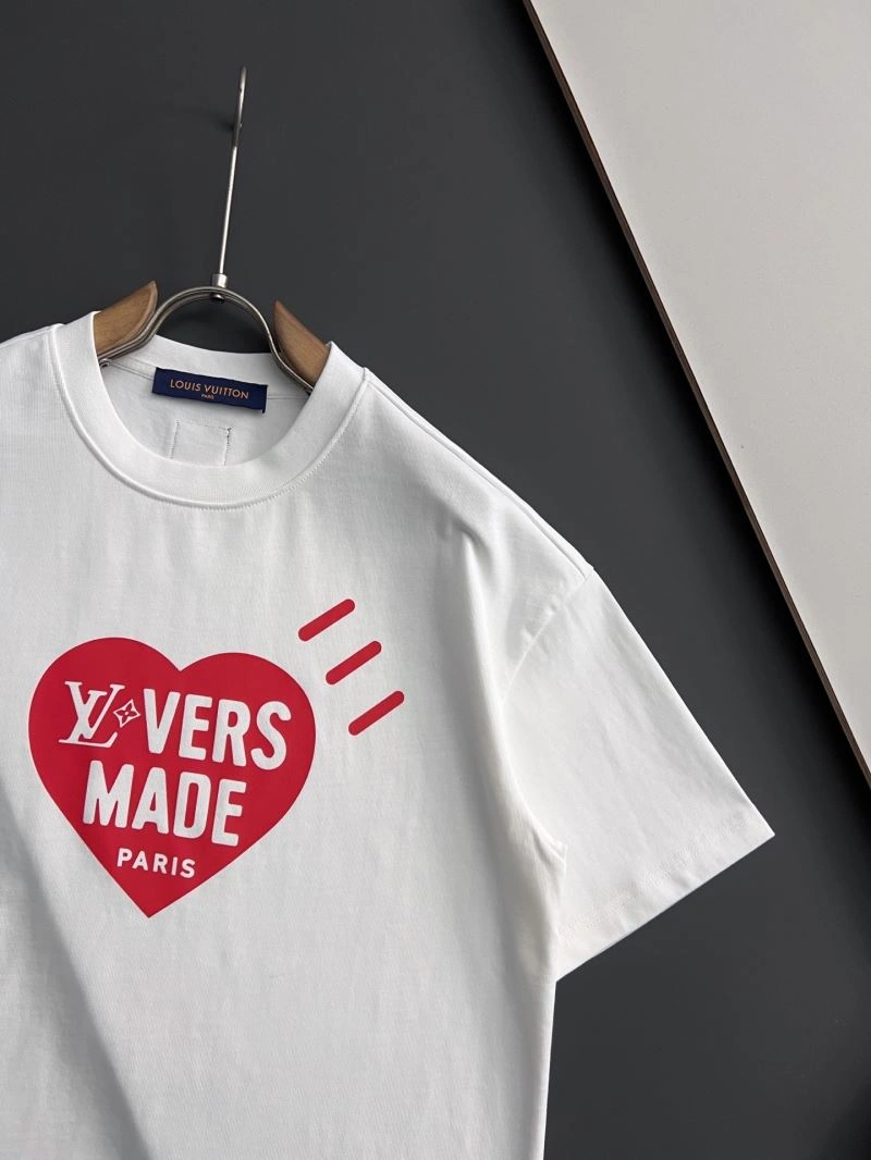 Louis Vuitton T-Shirts Comfortable 134302
