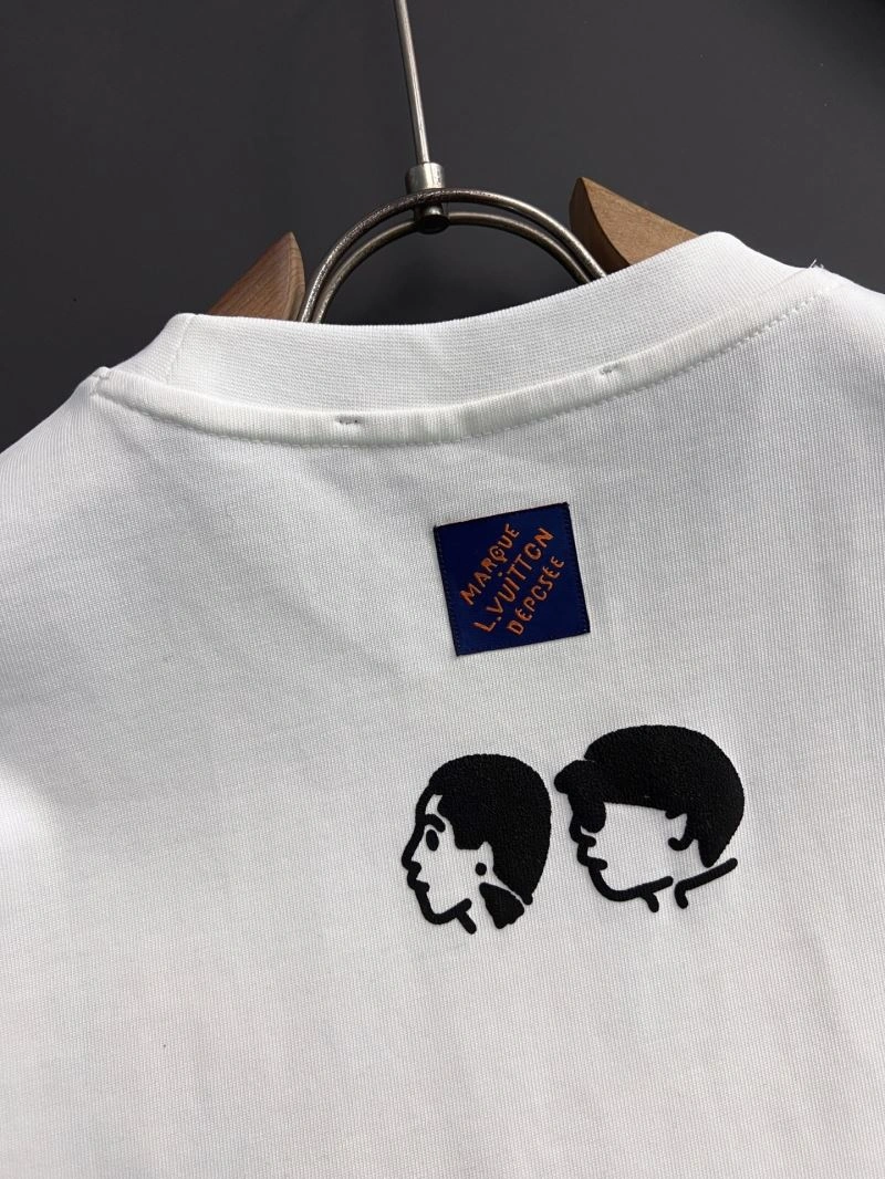 Louis Vuitton T-Shirts Comfortable 134302