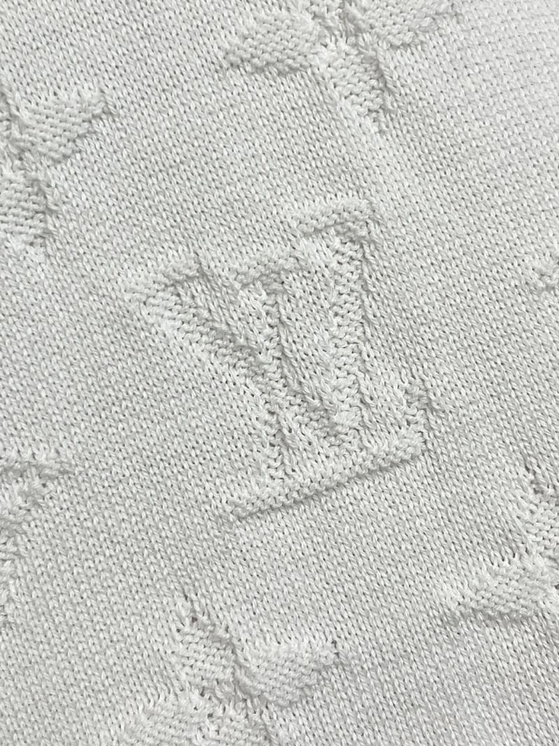Louis Vuitton T-Shirts Snug 134301