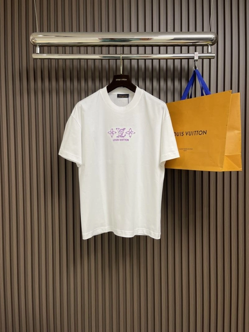 ZipUp Louis Vuitton T-Shirts 134300