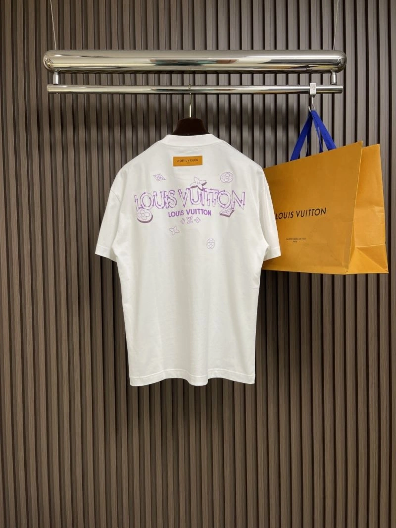 ZipUp Louis Vuitton T-Shirts 134300