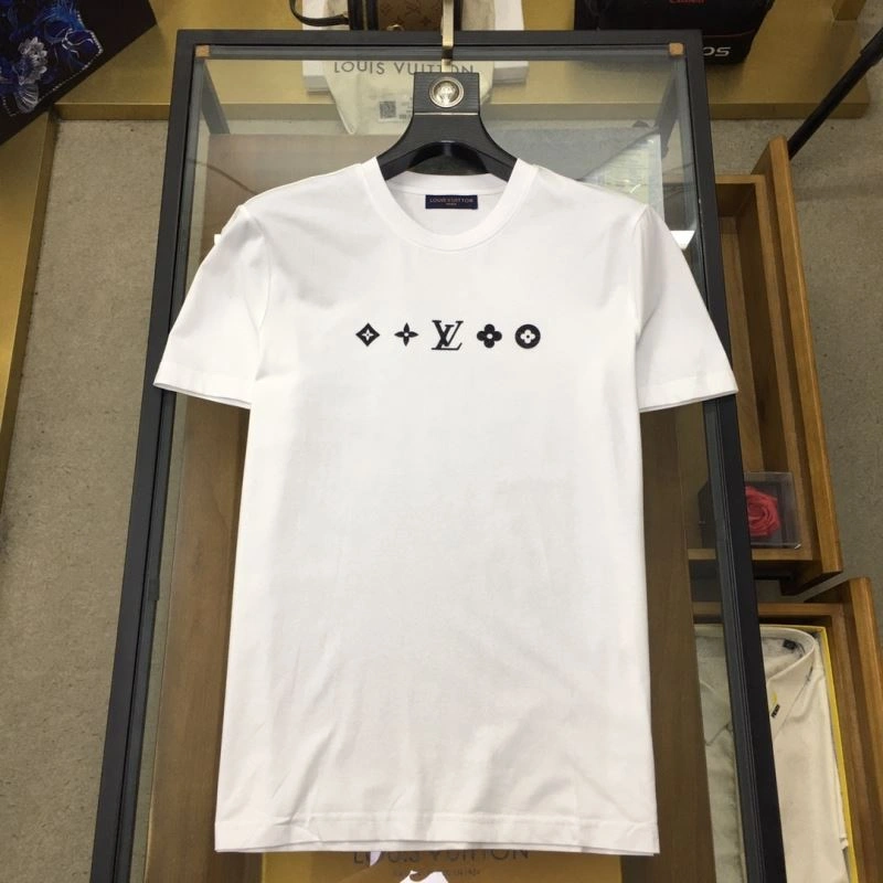 Practical Louis Vuitton T-Shirts 134317