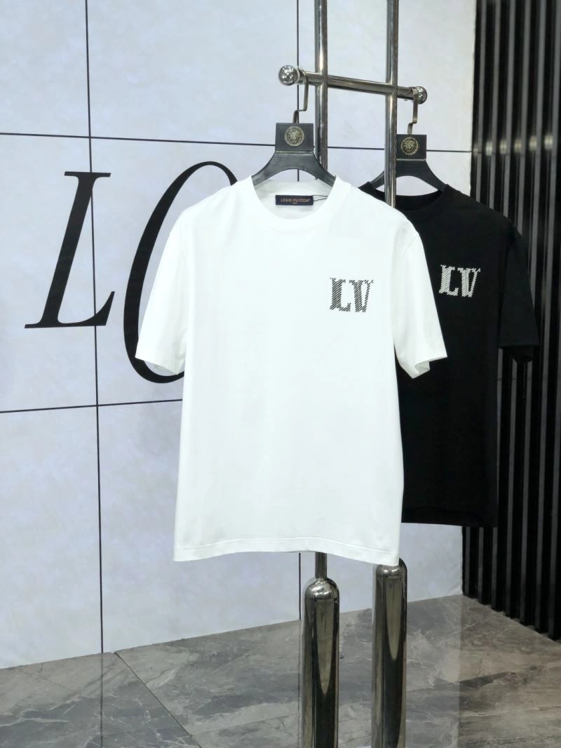 Louis Vuitton T-Shirts FashionForward 134312