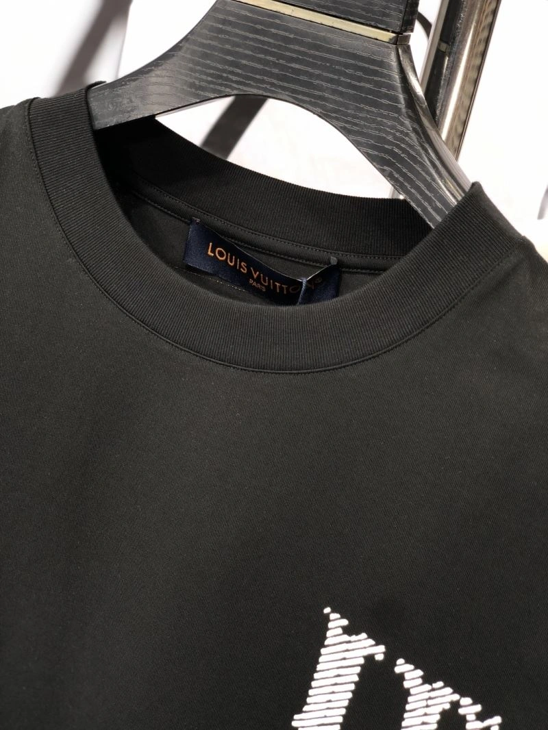 Louis Vuitton T-Shirts FashionForward 134312