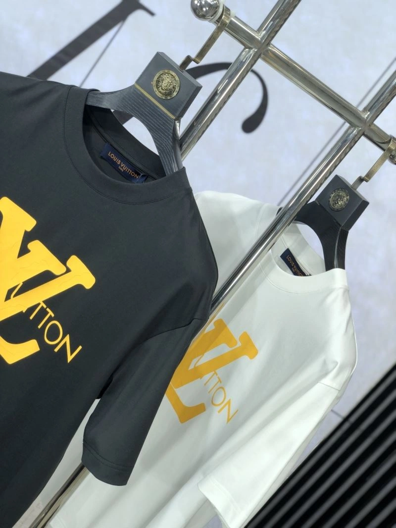 Louis Vuitton T-Shirts Durable 134295