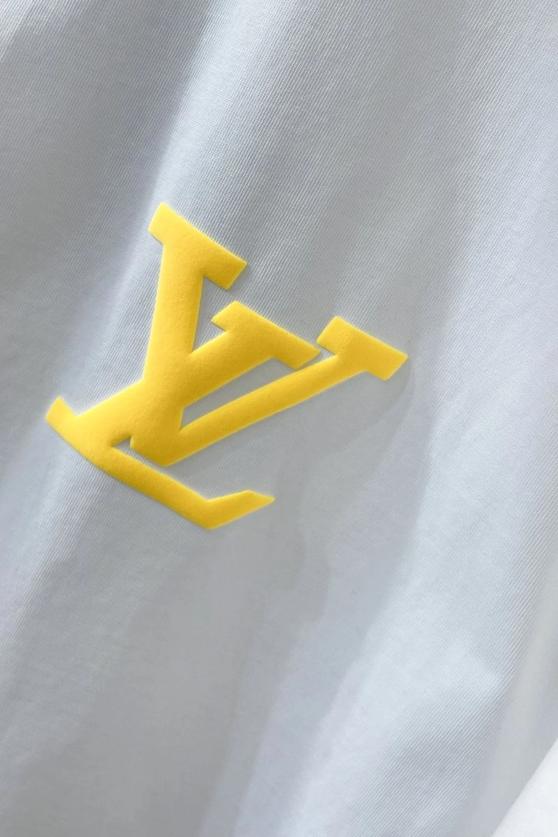 Louis Vuitton T-Shirts ComfortFit 134299