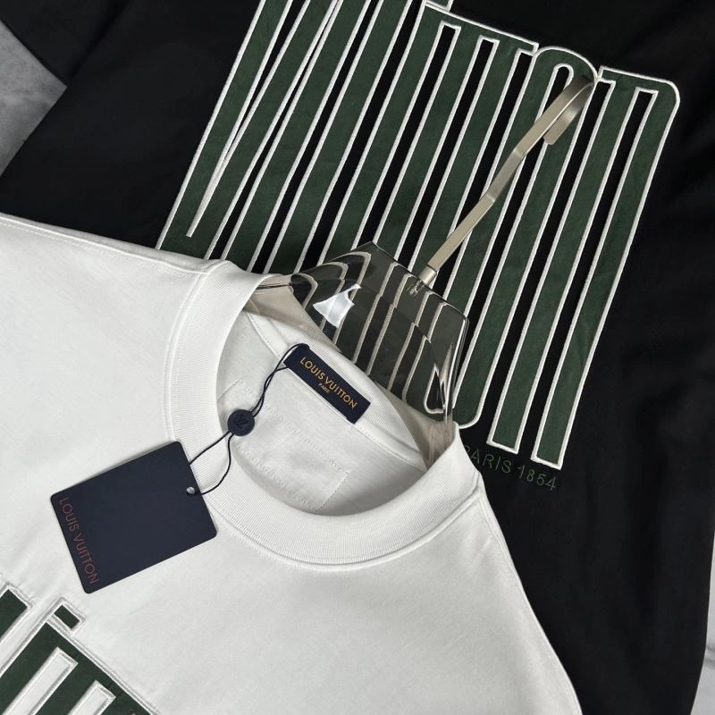Practical Louis Vuitton T-Shirts 134287
