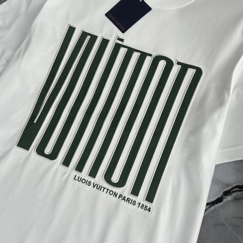 Practical Louis Vuitton T-Shirts 134287